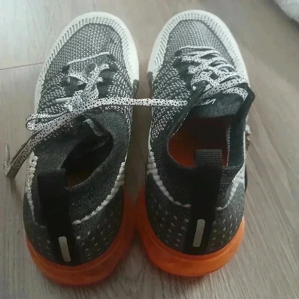 Nike Air Vapormax Flyknit 2 Safari Black White Orange Men Size 11.5 942842-106 - Picture 4 of 7